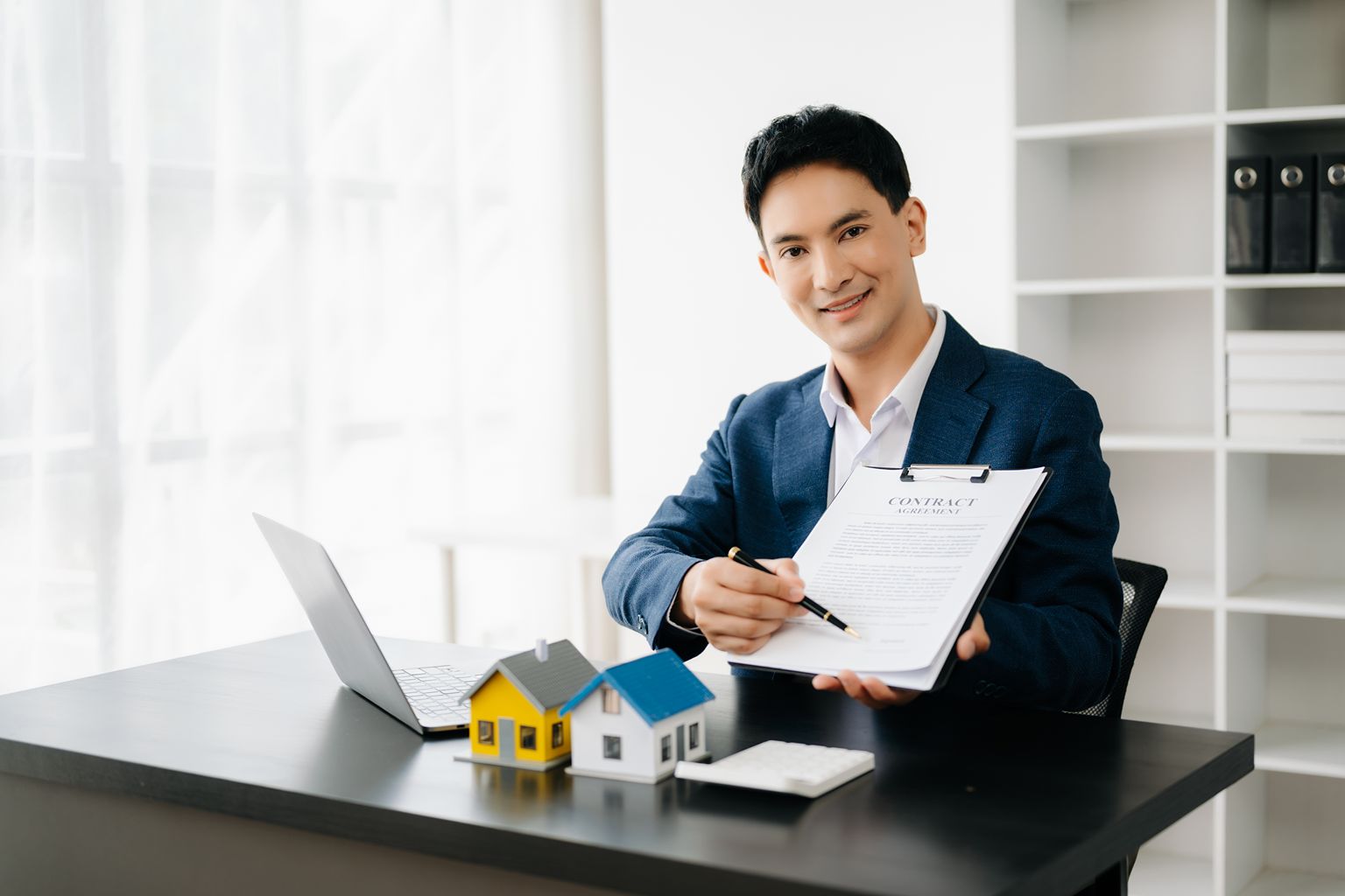 Professional Guarantor vs a Private Individual
